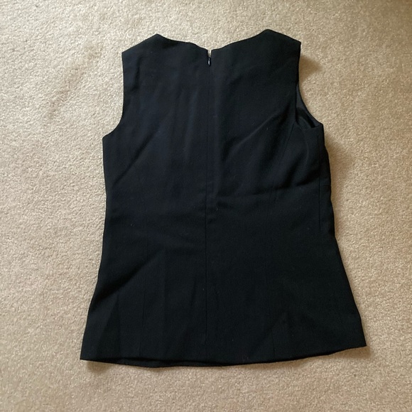 Hawksley & Wight Black Sleeveless Lined Top - Size 2 - Picture 3 of 9
